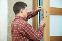 Find Redditch Door Hanging